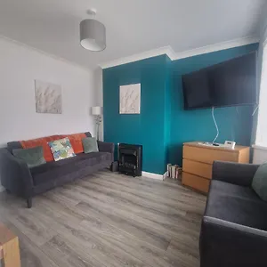  Holiday home House